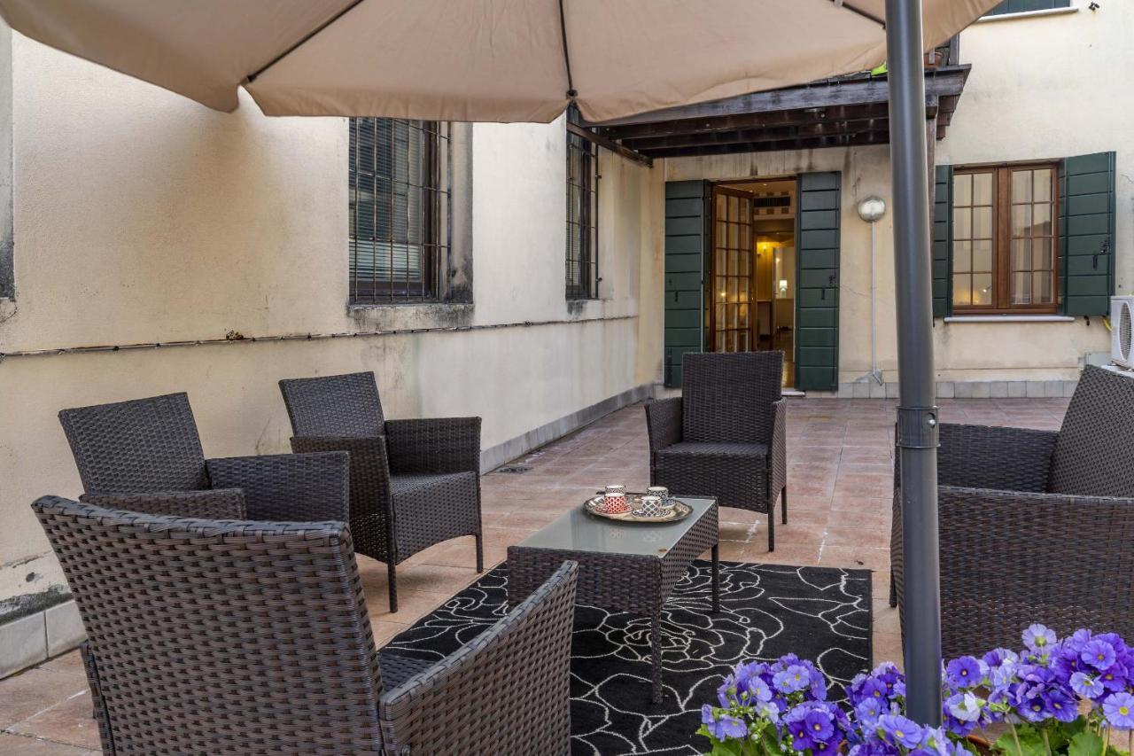 Tolentini Canal View & Terrace By Wonderful Italy Venedik Dış mekan fotoğraf